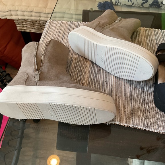 Tristan J Slides Boots - Picture 4 of 4